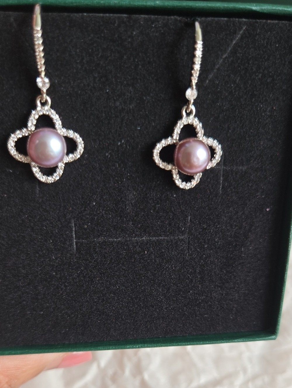 Elegant Purplish Pearl With Hint Of Blue Color Clover Drop Earrings - Unbranded